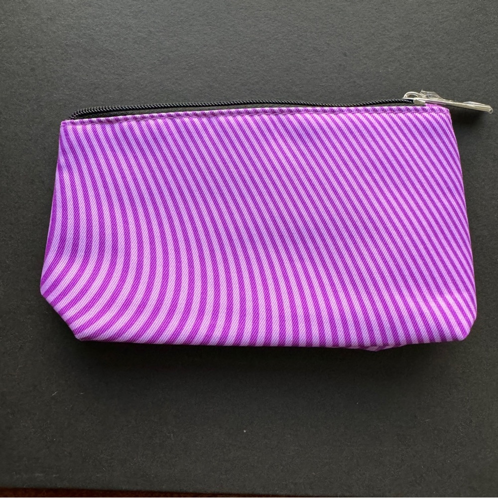 NEW Clinique make-up bag
